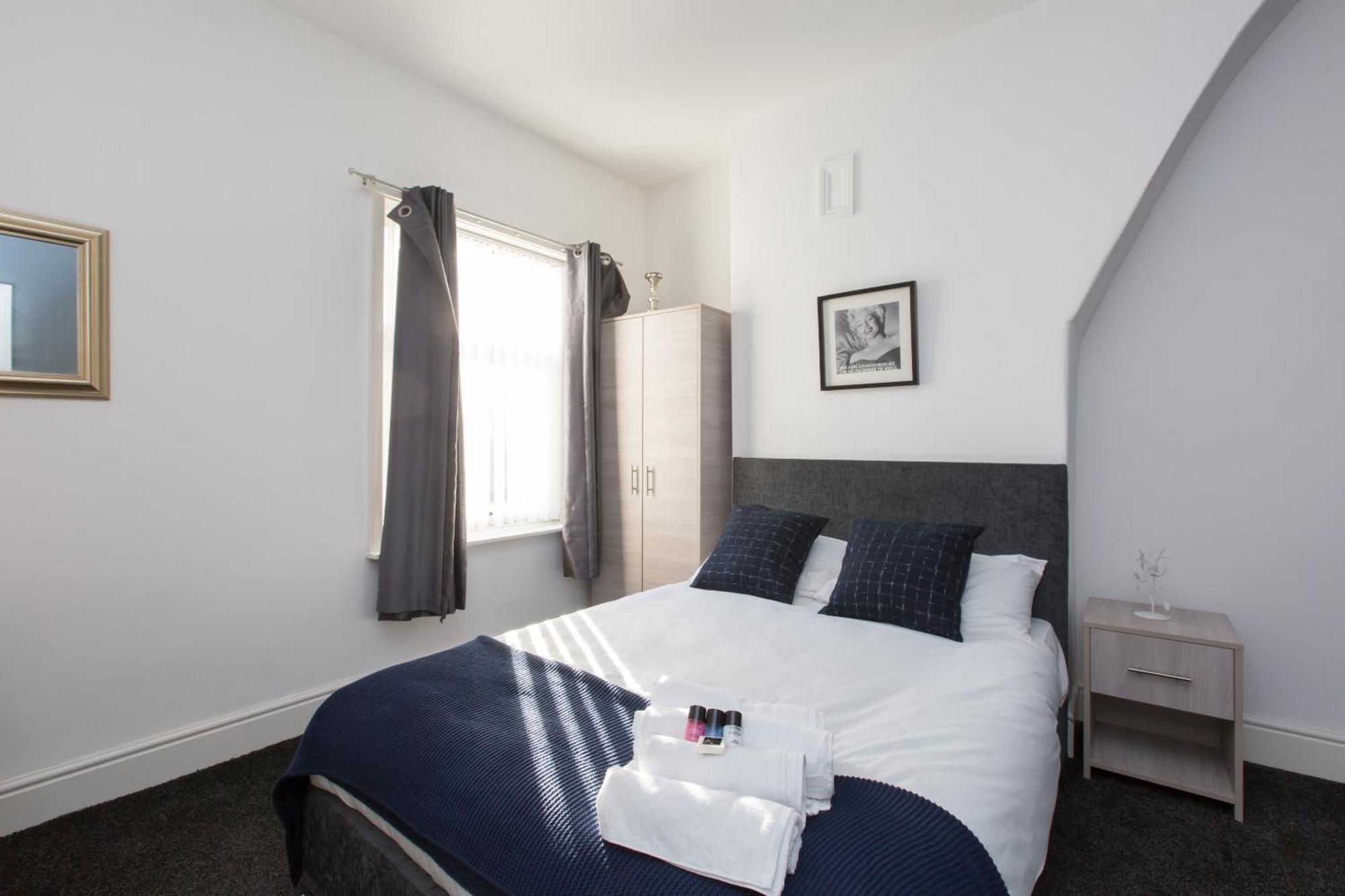Townhouse @ Corporation Street Stoke Bed & Breakfast Oda fotoğraf